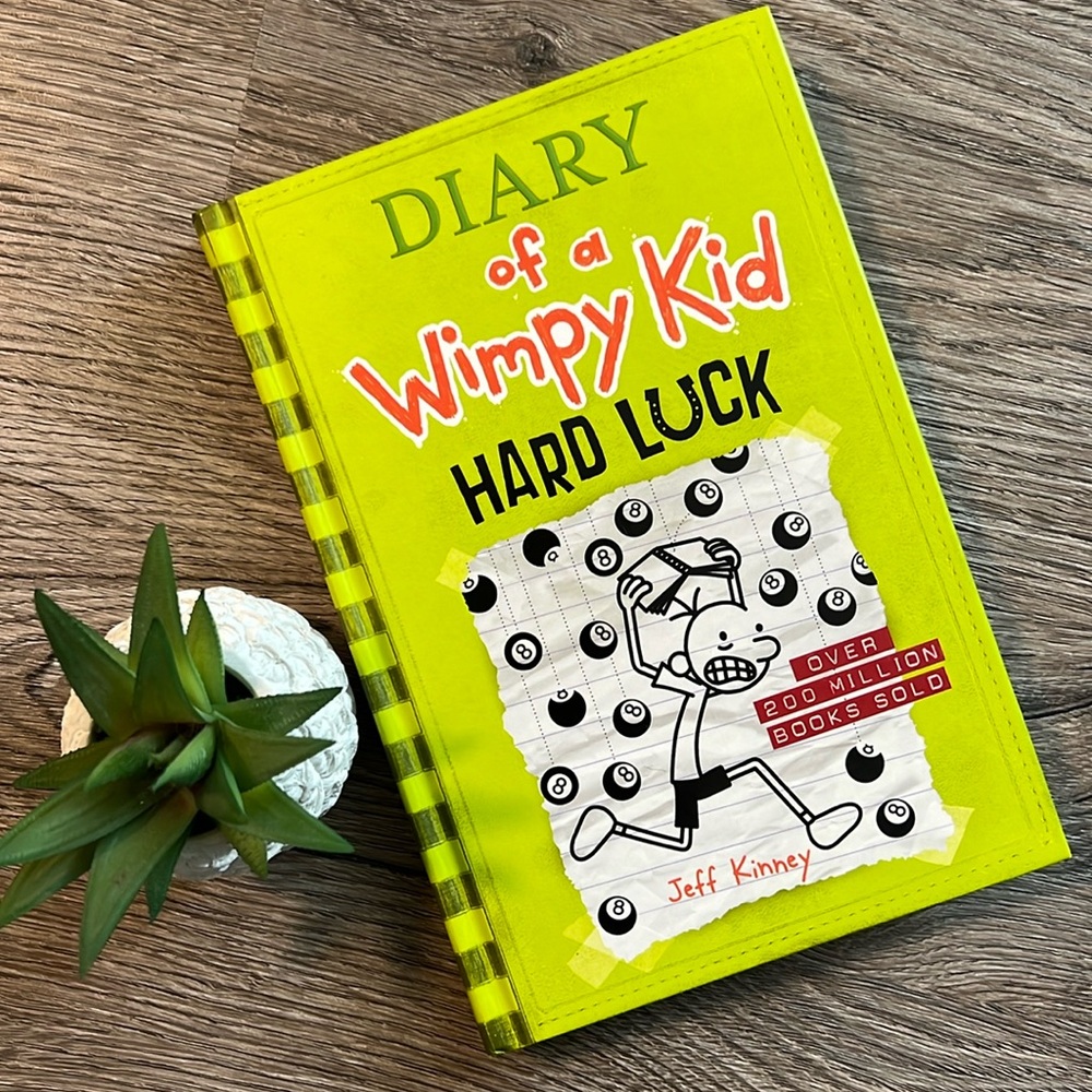 📚 3/$25 BOOKS!! 📚 Diary of a Wimpy Kid Hard Luck. Book 8. By Jeff Kinney.